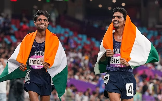 “Asian Games 2023: Kartik Kumar Claims Silver, While Gulveer Singh Secures Bronze in Men’s 10,000m Long-Distance Race”